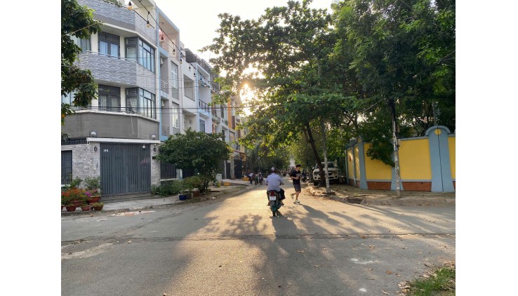 Bán Đất Bình Lợi, 6x20, View Sông Mát Mẻ, Xe Hơi Tới Nhà Nhỉnh 11 Tỉ